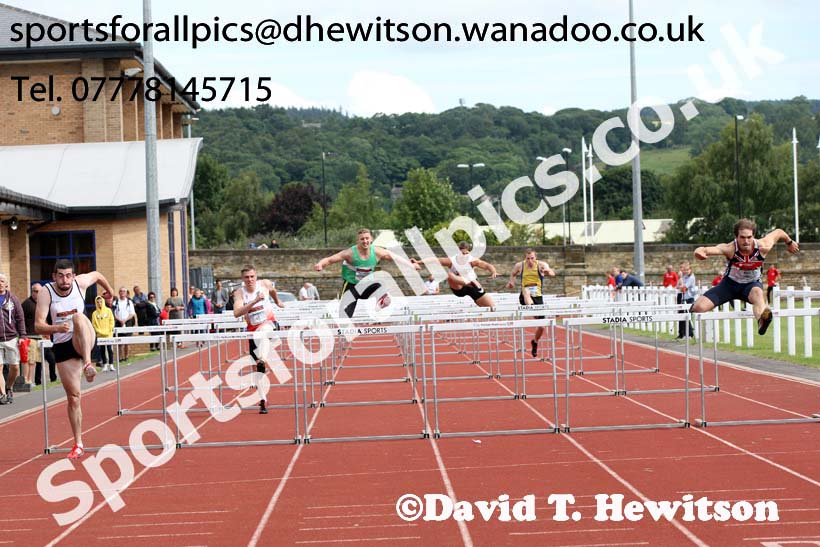 Senior mens 110 metres hurdles, EAP International Combined Events, Hexham Northumberland. Photo: David T. Hewitson/Sports for All Pics